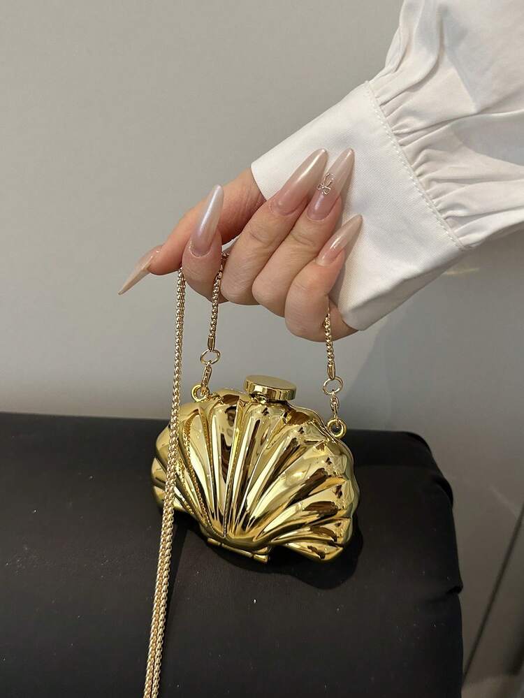 Shell Shaped Mini Evening Clutch Bag detail photo 5 - Evening Bags at ShopKaar