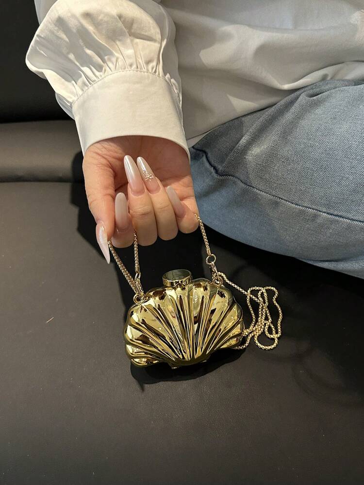 Shell Shaped Mini Evening Clutch Bag detail photo 6 - Evening Bags at ShopKaar