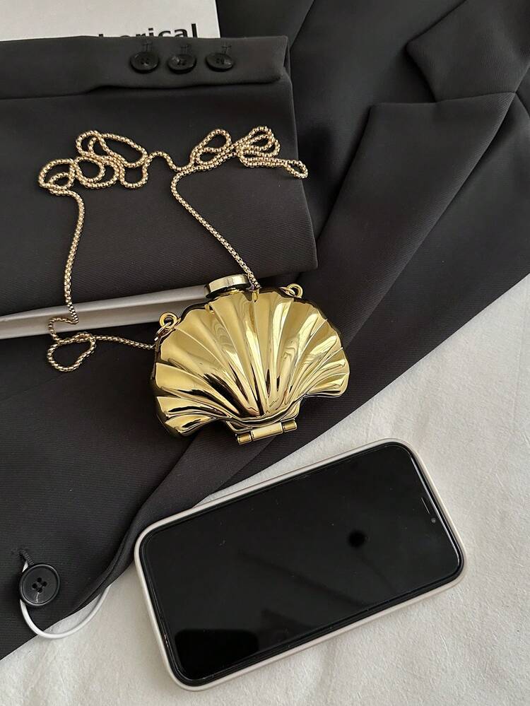 Shell Shaped Mini Evening Clutch Bag detail photo 9 - Evening Bags at ShopKaar