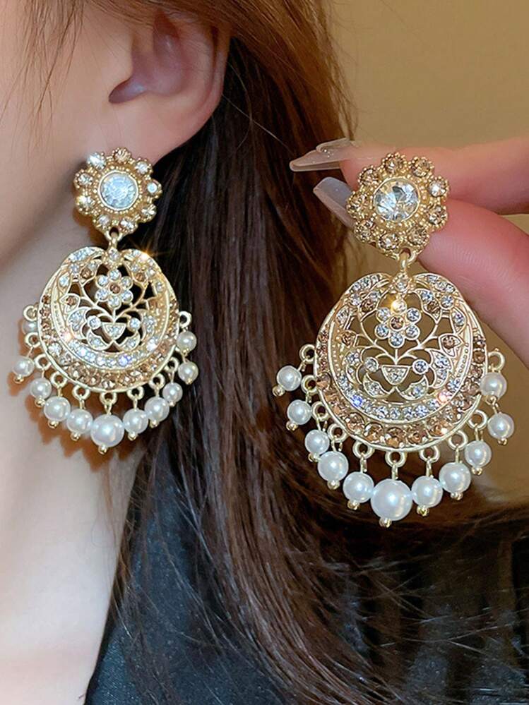 Pearl and Rhinestone Round Stud Earrings detail photo 2 - Earrings at ShopKaar