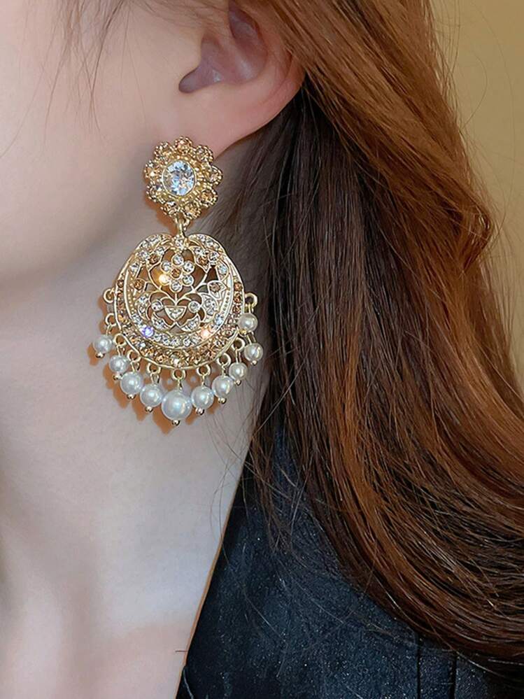Pearl and Rhinestone Round Stud Earrings detail photo 4 - Earrings at ShopKaar