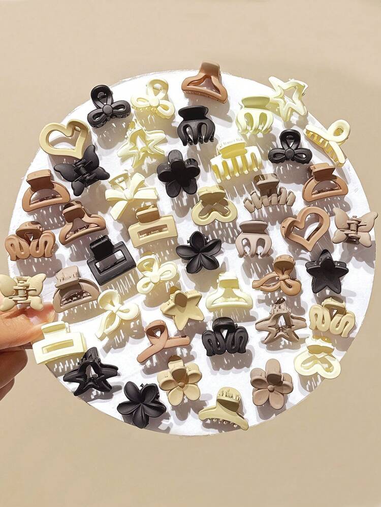 Mini Hair Clips Set in Mixed Brown Tones detail photo 14 - Hair Clips at ShopKaar